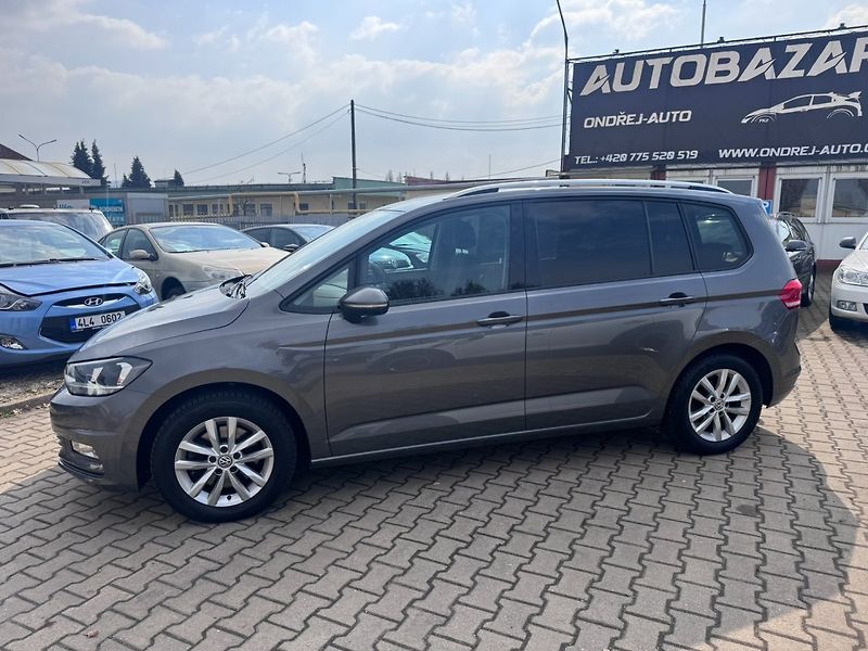 Volkswagen Touran (2016) 7X 2,0 TDI 110 KW 2 MAJ TAŽNÉ - fotka 3 z 50