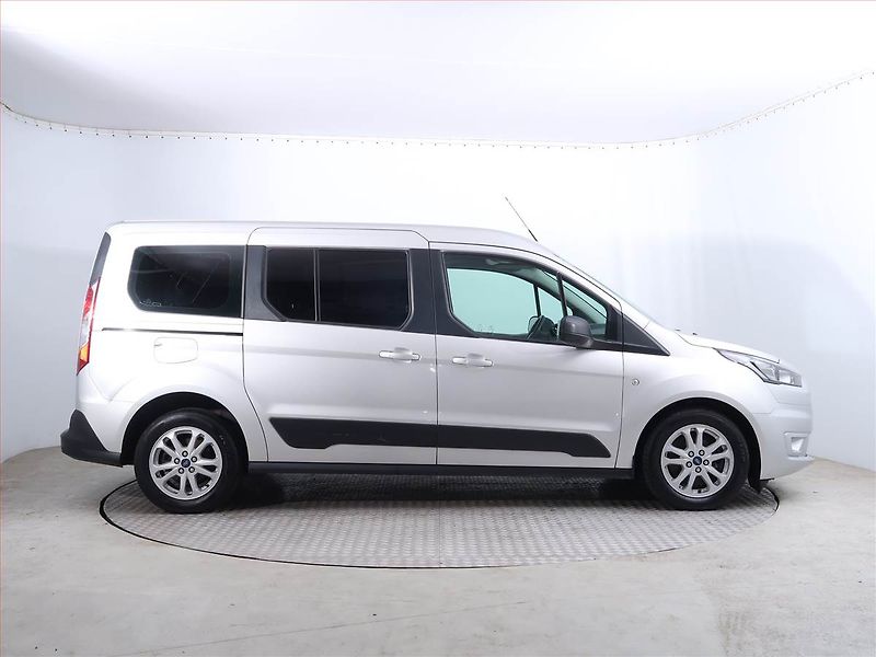 Ford Tourneo Connect (2022) Maxi Trend 1.5 EcoBlue, 5Míst - fotka 6 z 20