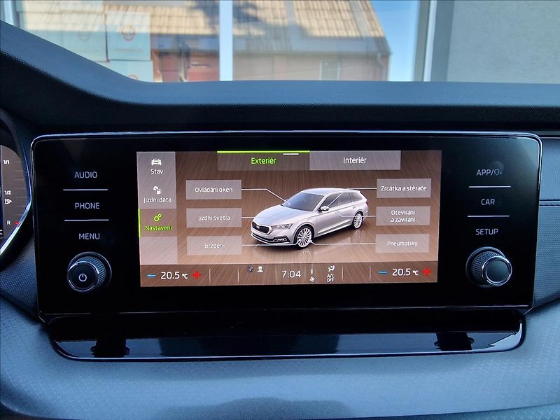 Škoda Octavia 2.0TDI Ambition, ČR,1.Majitel - fotka 32 z 50