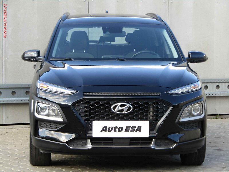 Hyundai Kona (2019) 1.0 T-GDi, Navi, kamera - fotka 2 z 22