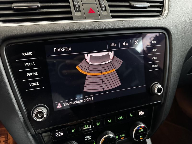 Škoda Octavia (2018) AMB 1.6 TDI - DSG - fotka 19 z 23