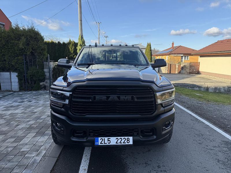 Dodge RAM (2020) +2500+CUMMINS DIESEL+DPH+HD+ - fotka 10 z 24