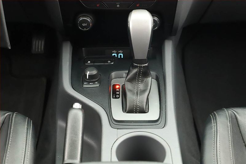Ford Ranger (2018) Limited 2.2 TDCi - fotka 10 z 17