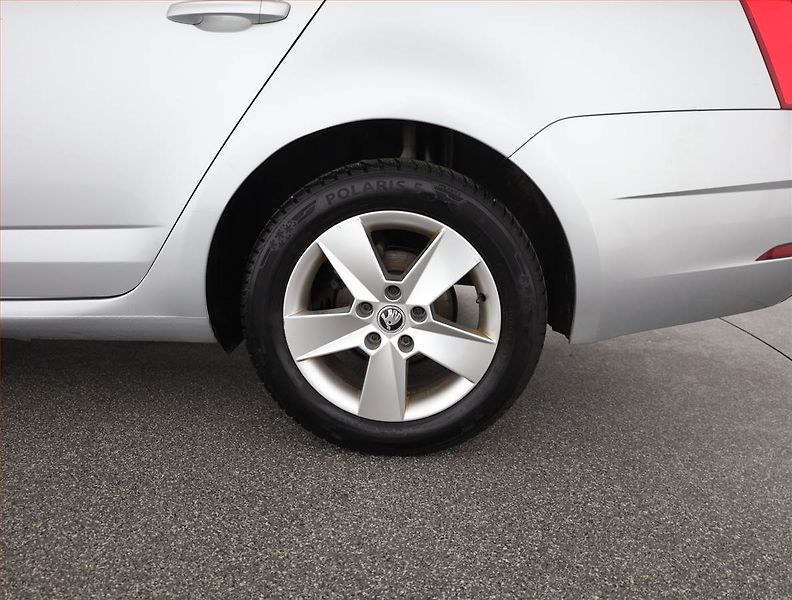 Škoda Octavia (2017) 1.6 TDI, Tempomat - fotka 16 z 16