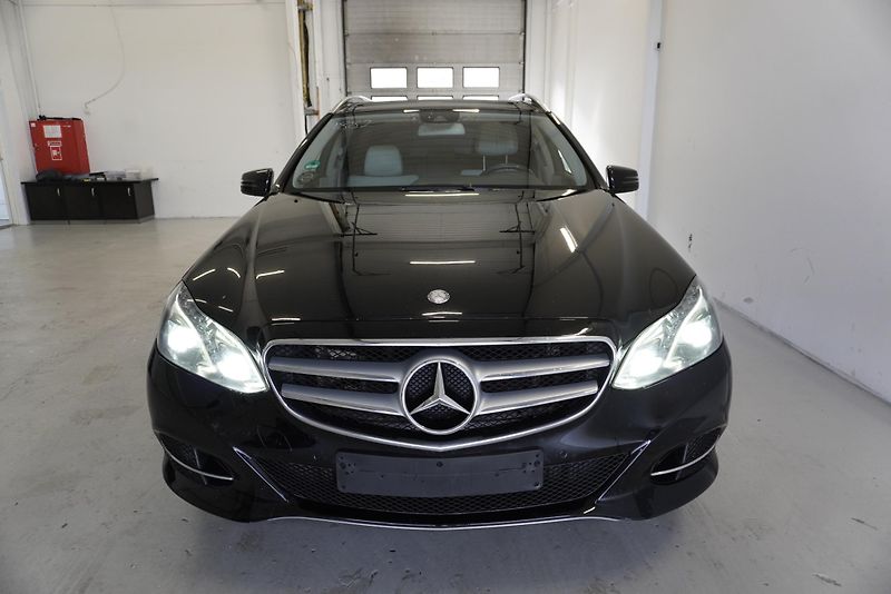 Mercedes-Benz Třídy E 350CDi automat - fotka 2 z 34