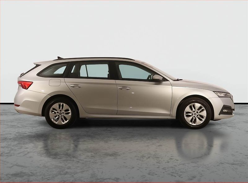 Škoda Octavia (2022) Ambition 2.0 TDI, Serv.kniha - fotka 6 z 22