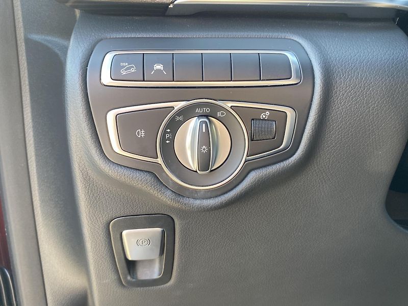 Mercedes-Benz Třídy V V 300d/K 4M AIRMATIC - fotka 24 z 28