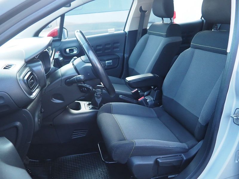 Citroën C3 (2017) 1.2 PureTech, Tažné - fotka 10 z 34