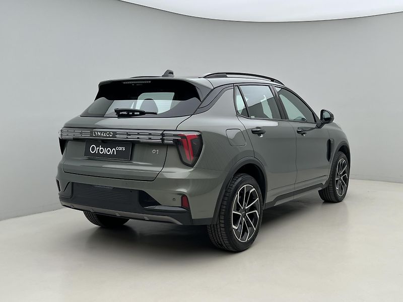 Lynk & Co 01 CORE PHEV AUT CZ 1.maj - fotka 12 z 46