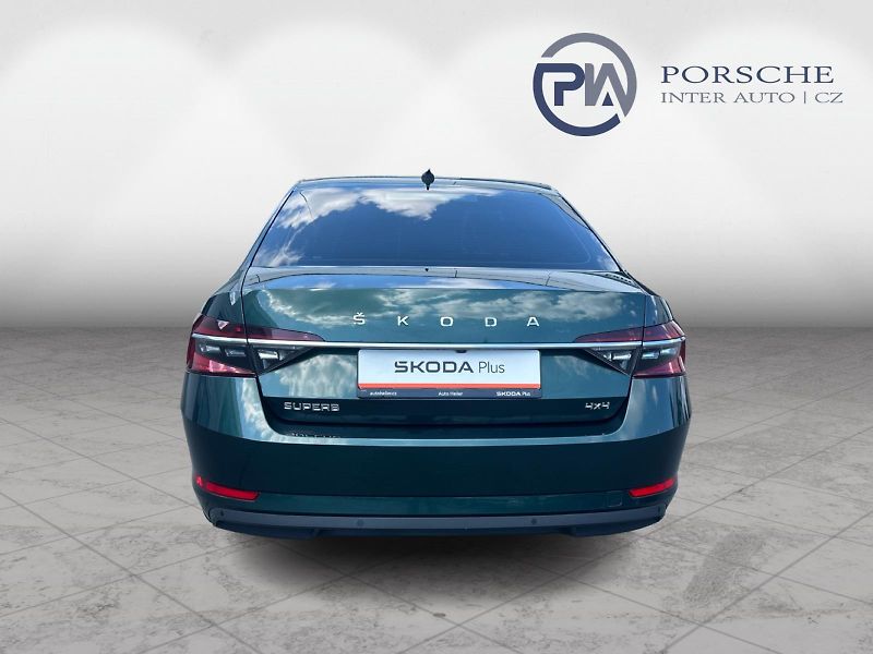 Škoda Superb 2.0TDI 147kW DSG - fotka 6 z 25