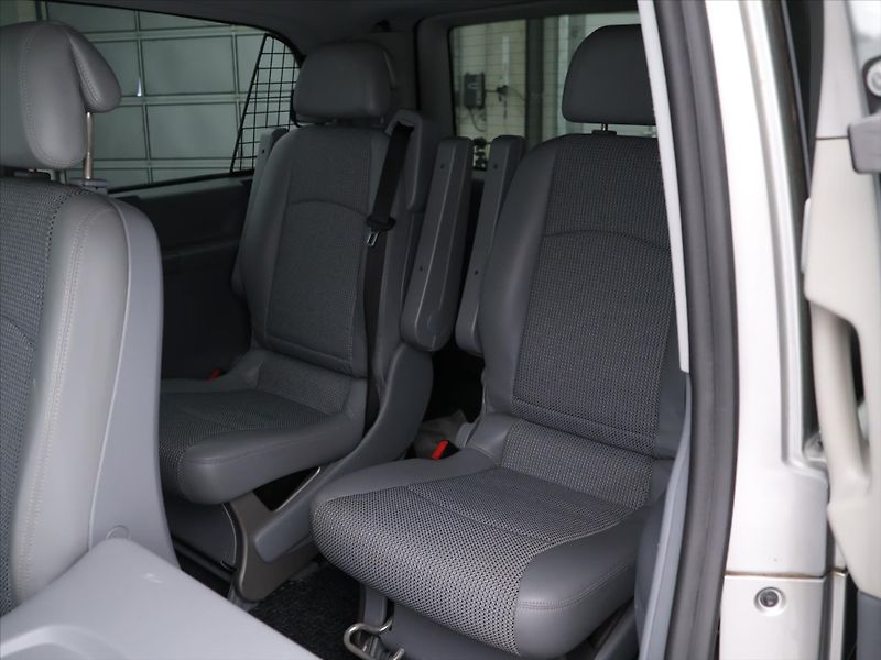Mercedes-Benz Viano 2,2 CDI 110kW Aut. L CZ 7-Míst - fotka 16 z 32