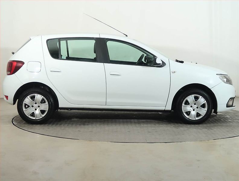 Dacia Sandero (2017) 1.2 16V, ČR,1.maj, Serv.kniha - fotka 6 z 12