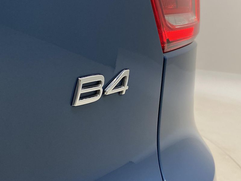Volvo XC40 B4 DARK PLUS AUT  - fotka 36 z 56