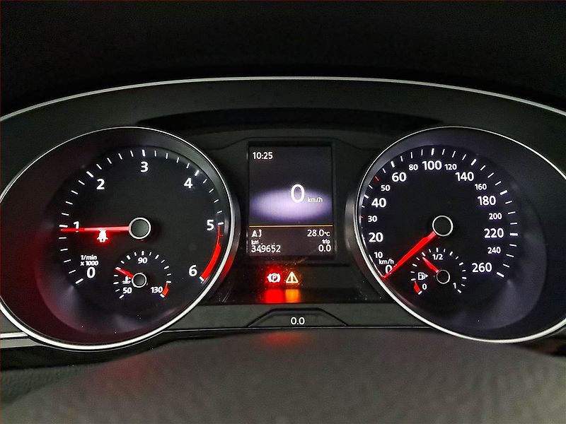 Volkswagen Passat (2015) 2.0 TDI, 4X4, Navi, Tempomat - fotka 11 z 18