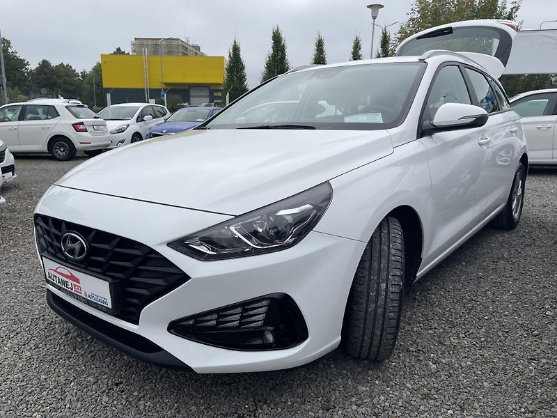 Hyundai i30 1.6d 4/2022 NEHAV-NAVI-DPH-ČR! - fotka 2 z 43