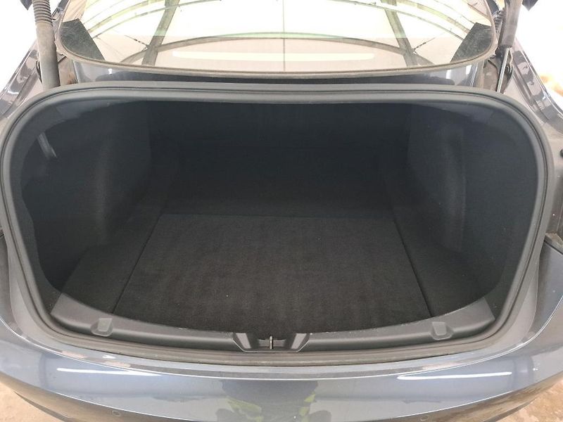 Tesla Model 3 RWD LED ACC       PŘIPRAVUJEME - fotka 9 z 10