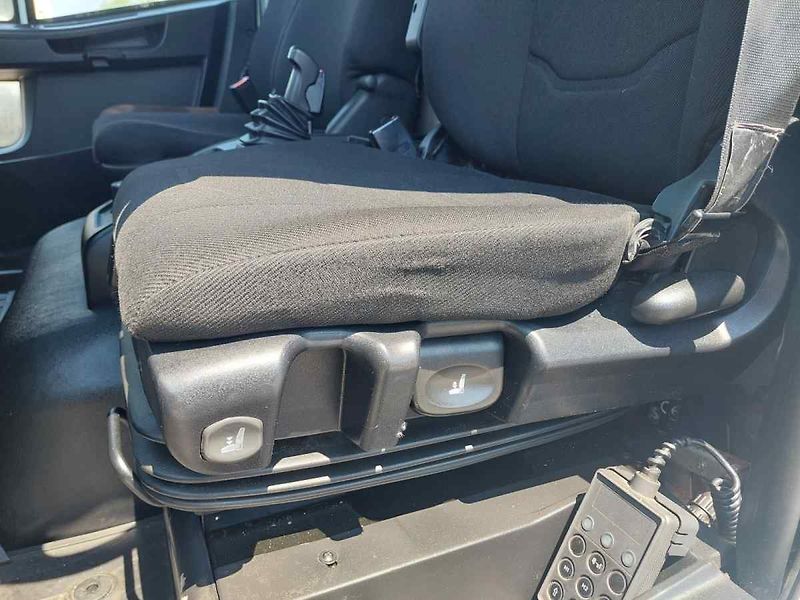 Iveco Ostatní 75E21 18 palet - fotka 47 z 52