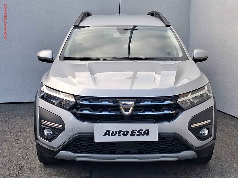 Dacia Jogger (2022) 1.0TCe, AC, TZ, park.čidla - fotka 2 z 16
