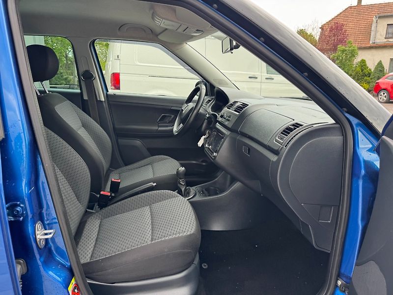 Škoda Fabia (2014) Elegance 1.2 TSI 63kW - fotka 26 z 29