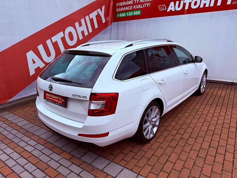 Škoda Octavia 1.4 TSi Elegance, Serviska - fotka 6 z 25