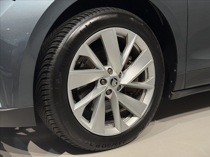 Škoda Enyaq 80 LED Matrix Assist Tepelko - fotka 7 z 49