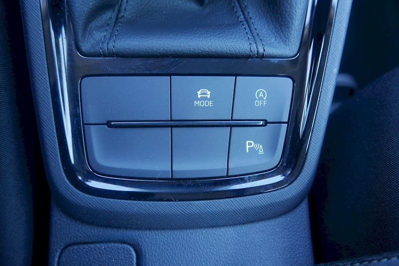 Škoda Scala (2025) 1.0 TSI 70 kW M5° Selection Ci - fotka 27 z 34