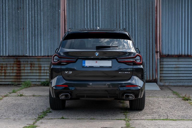 BMW X3  xDrive30d (G01) 210kW DPH CZ - fotka 5 z 15