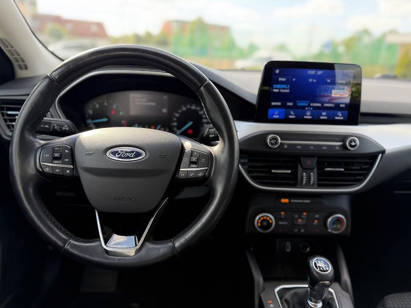 Ford Focus (2019) 1.0 ecoboost 92 kw/DPH - fotka 15 z 23