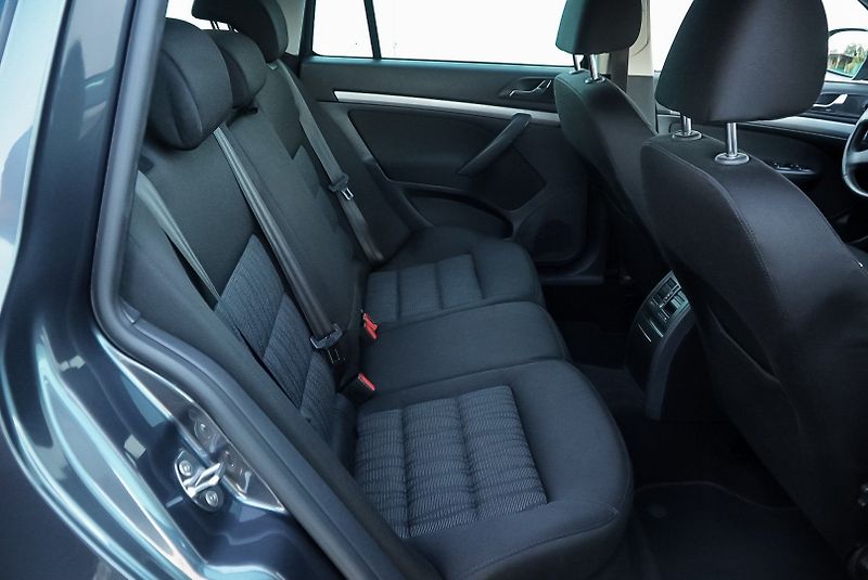 Škoda Octavia 1.4 TSI 90kW ELEGANCE - fotka 27 z 30