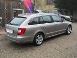 Škoda Superb (2011) 1.6 TDI 77kW - náhled 11
