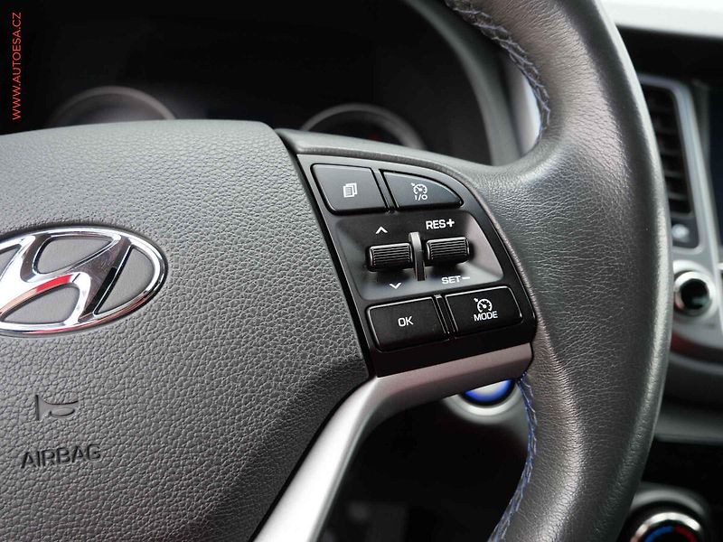Hyundai Tucson (2017) 2.0 CRDi 4x4, 1.maj,ČR, Style - fotka 13 z 26
