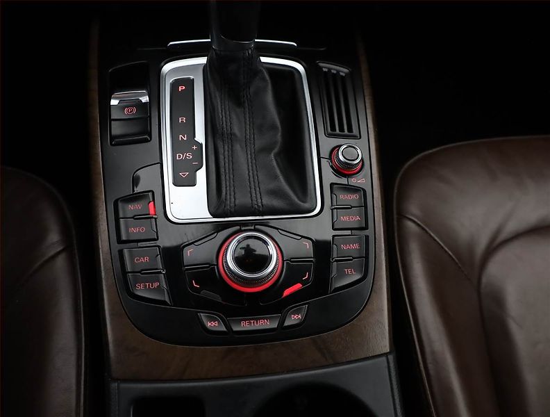 Audi A4 Allroad (2013) 2.0 TDI, 4X4, Automat - fotka 12 z 19
