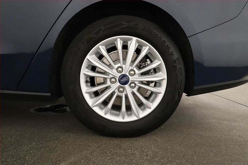 Ford Focus (2020) 1.5 EcoBlue, Navi, Tempomat - fotka 18 z 18
