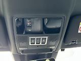 Land Rover Discovery (2022) D300*Dynamic*AWD*DPH - náhled 28