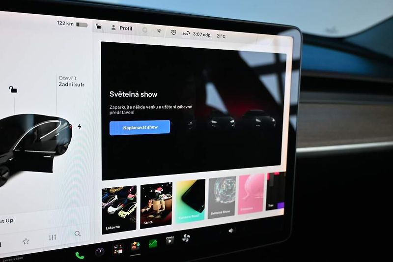 Tesla Model 3 (2019) AWD DUALMOTOR 350 KW LED Kamer - fotka 27 z 36