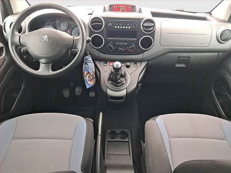 Peugeot Partner (2016) Active 1.6 16V, 5Míst, ČR - fotka 8 z 15