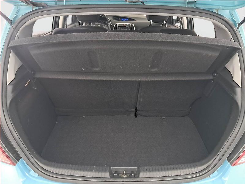 Hyundai i20 (2014) 1.2, Serv.kniha - fotka 13 z 14