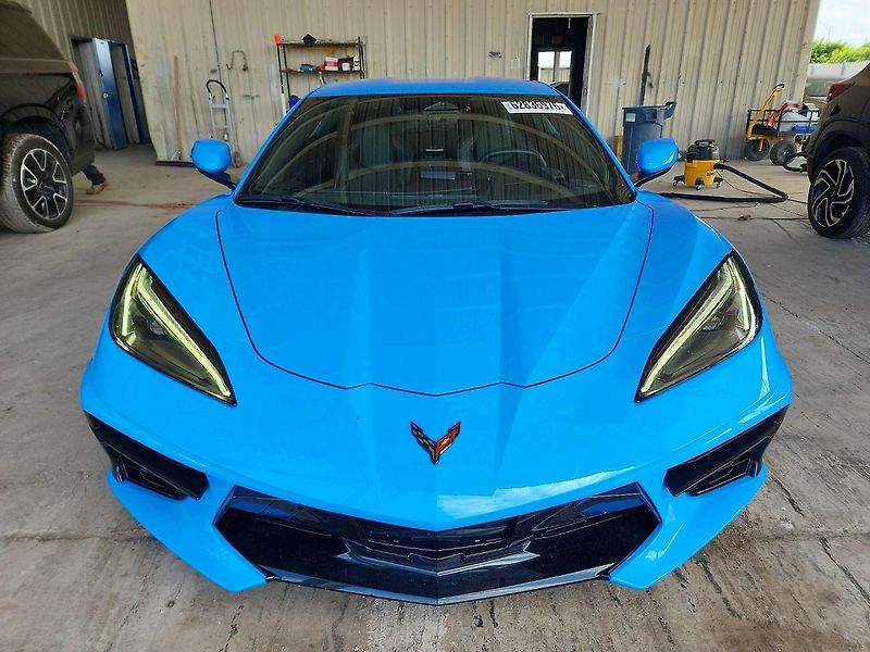 Chevrolet Corvette (2024) Auto na cestě - fotka 5 z 12