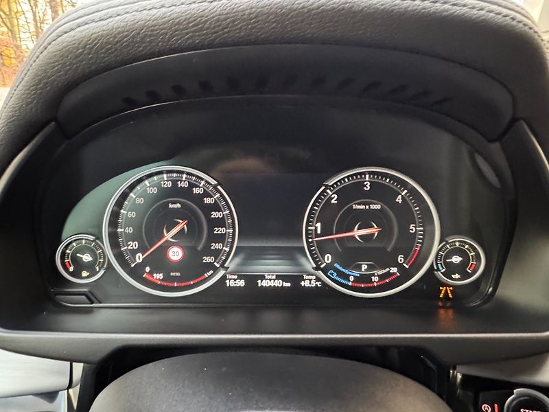 BMW X6 (2016) 3.0 xDrive, M Paket - fotka 18 z 42