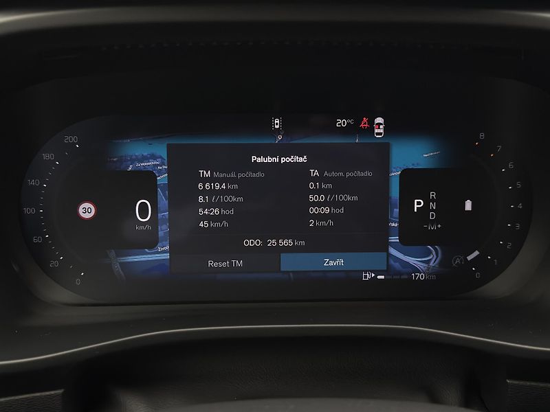 Volvo XC40 B4 DARK PLUS AUT CZ 1.maj - fotka 17 z 46