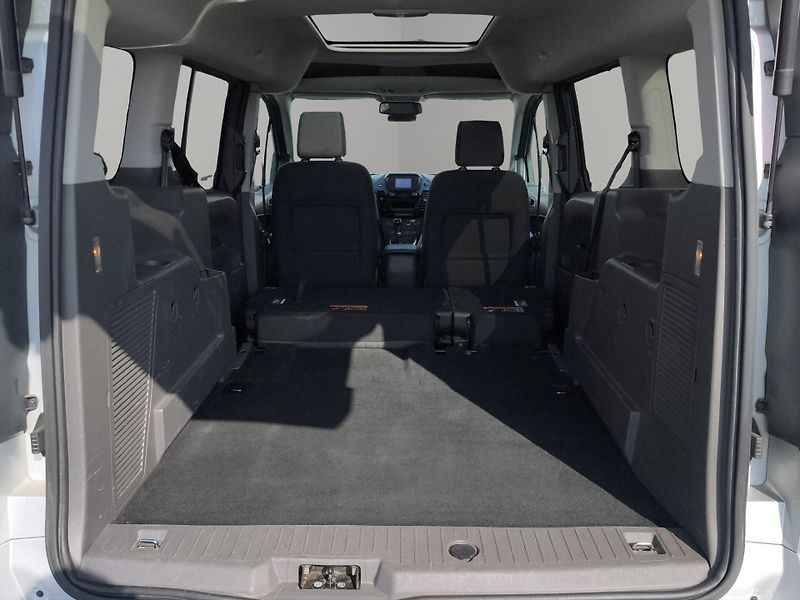 Ford Tourneo Connect (2019) Titanium L2 1.5 EcoBlue 88kW, - fotka 24 z 24