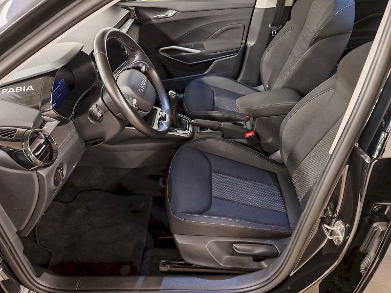Škoda Fabia (2025) 1.0 TSI 85 kW Top Selection - fotka 20 z 28