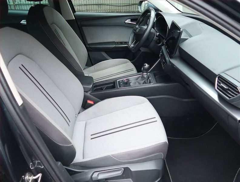 Seat Leon (2021) 1.5 TSI, Navi, Tempomat - fotka 9 z 23