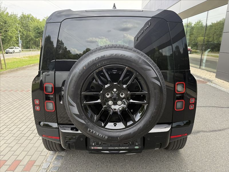 Land Rover Defender (2026) 3,0 S D200 - fotka 8 z 23