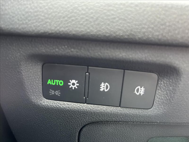 Škoda Octavia 2,0 TDi 110KW DSG 4x4 TZ -DPH - fotka 35 z 52