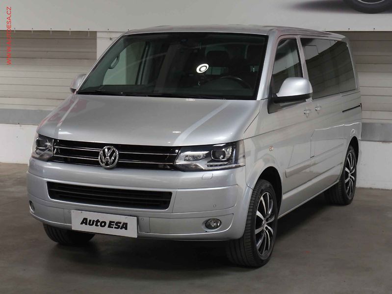 Volkswagen Multivan (2015) 2.0TDi, Comfortline, navi - fotka 3 z 21