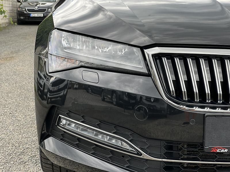 Škoda Superb 2.0TDi 147kw 4x4 ČR 1.MAJ DPH - fotka 44 z 50