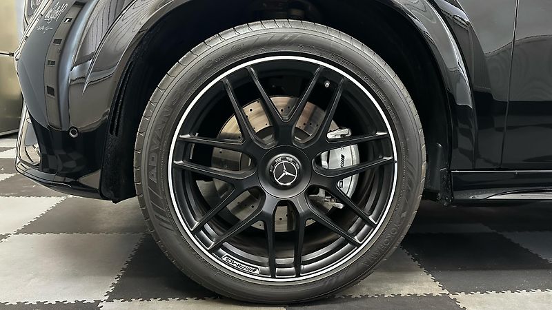 Mercedes-Benz GLE 53 AMG 4 MATIC / TOP STAV - fotka 15 z 65