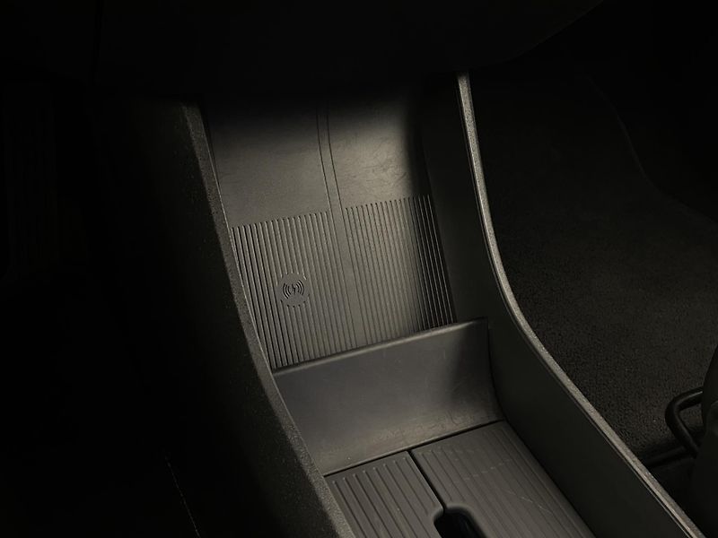 Volvo EX30 PURE ELECTRIC SINGLE PLUS CZ - fotka 26 z 63