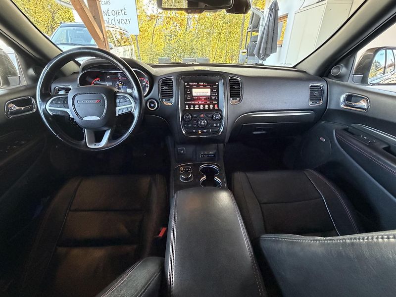 Dodge Durango  5,7 Hemi R/T 4x4 - fotka 9 z 35